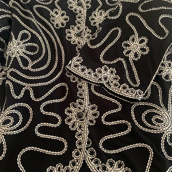 Once Again Black Embroidered Jacket - Picture 5 of 9